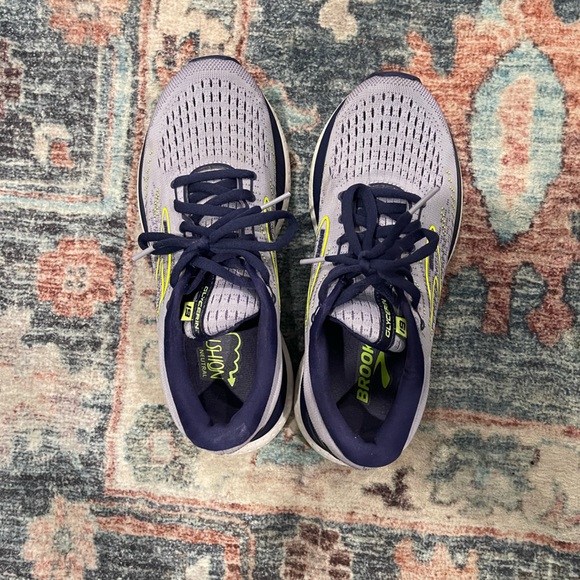 Brooks Women's Glycerin 19 Neutral Running Shoe - Picture 2 of 5